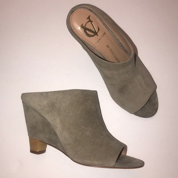 Vince Camuto Signature Tamiko Heel - Picture 3 of 6